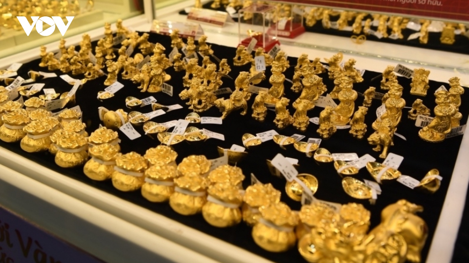 Giá vàng hôm nay 20/1: Vàng SJC ổn định ở mức 76,8 triệu đồng/lượng